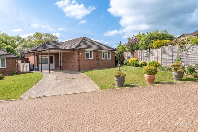 Solent Gardens, Ryde 2 bed detached bungalow for sale