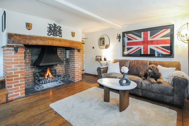 4 bedroom end of terrace house for sale