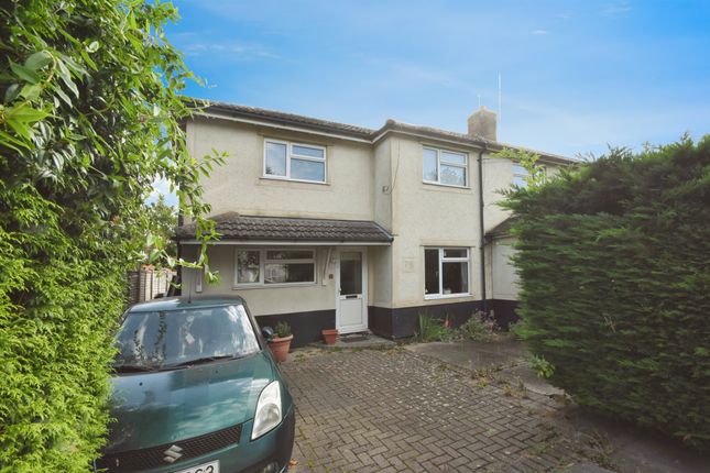 5 bedroom semi-detached house for sale
