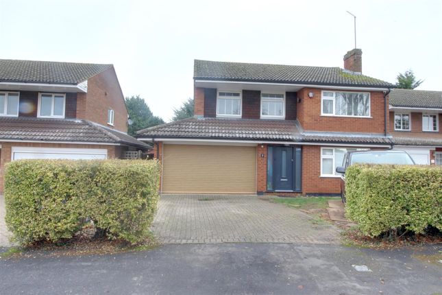 Huntsmans Close, Dagnall, Berkhamsted 4 bed detached house for sale