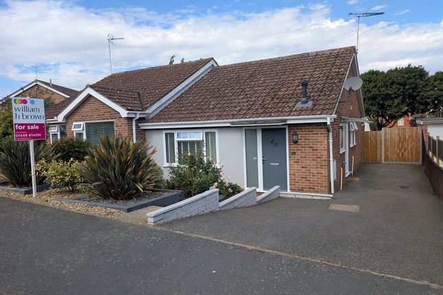 2 bedroom semi-detached bungalow for sale