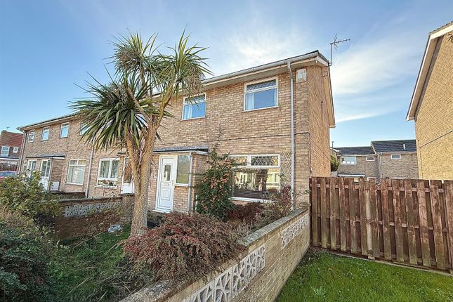 Hawkins Close, Great Yarmouth 2 bed end of terrace house for sale