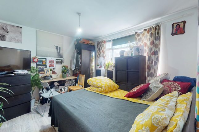 5 bedroom terraced house for sale