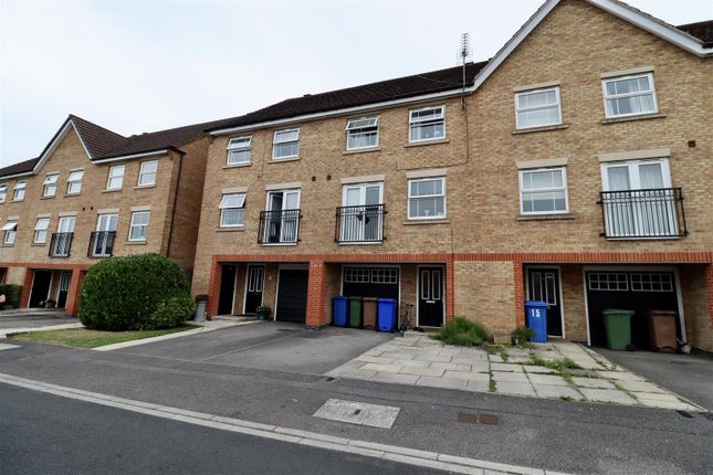 Rees Close, Market Weighton, York 4 bed terraced house for sale