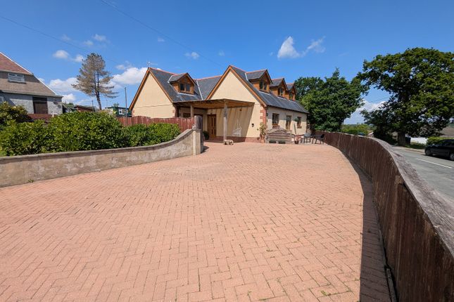 Maeslan, Mynyddcerrig, Llanelli... 3 bed detached house for sale