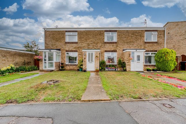 Hollow Grove Way, Carlton Colville 2 bed terraced house for sale
