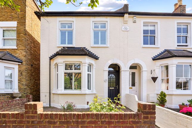 Dennan Road, Surbiton KT6 3 bed semi