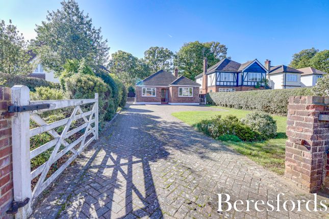 Ingrave Road, Brentwood, CM13 3 bed bungalow for sale