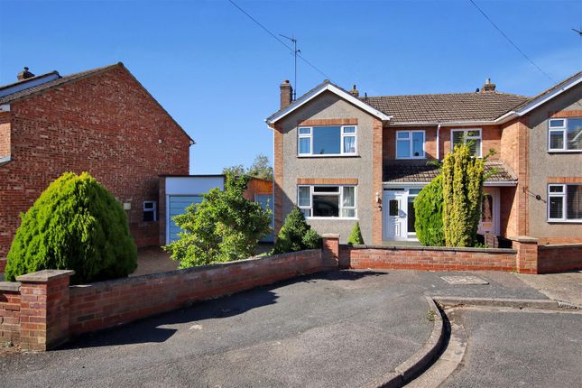 3 bed semi-detached house