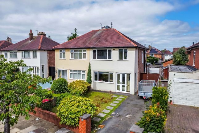 Carisbrooke Drive, Southport PR9 3 bed semi