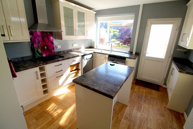 Davids Close, Alveston 2 bed bungalow for sale