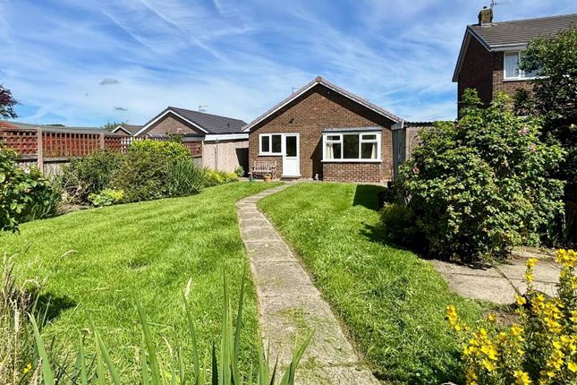 Falcon Close, High Peak SK22 2 bed bungalow for sale