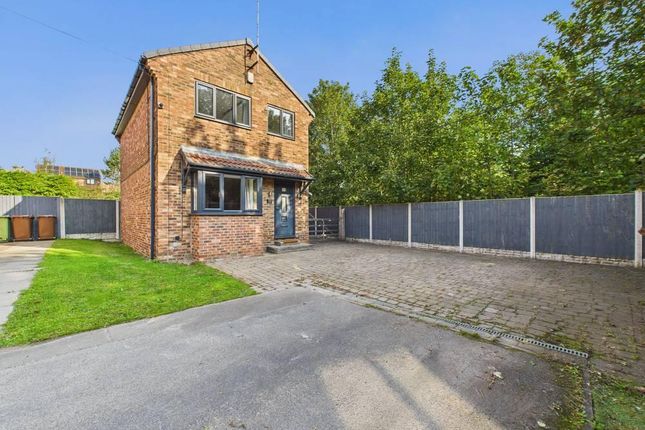 The Poplars, Knottingley, Wakefield... 3 bed detached house for sale