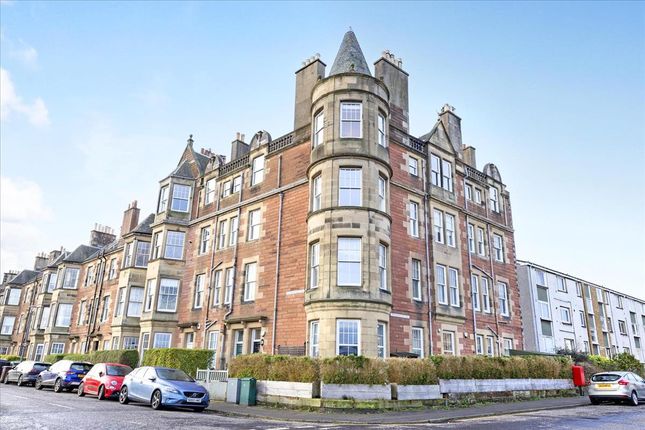 21 3F2 Plewlands Terrace... 2 bed flat for sale