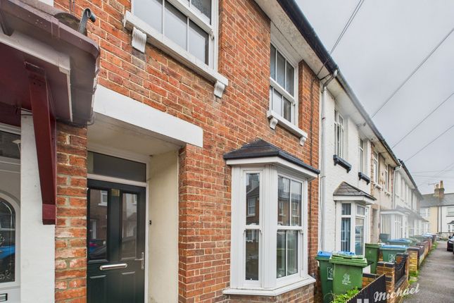 West Street, Aylesbury, Buckinghamshire 2 bed terraced house for sale