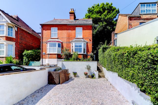 Chapel Lane, Buckinghamshire HP12 3 bed semi