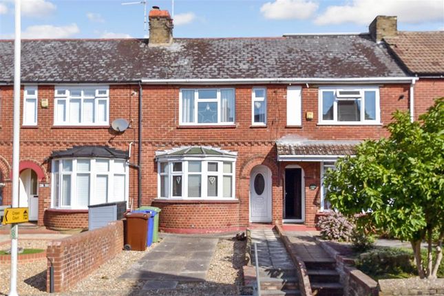 Crown Road, Sittingbourne, Kent 2 bed terraced house for sale