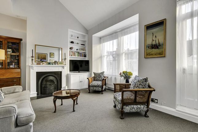 Gowan Avenue, London 2 bed flat for sale