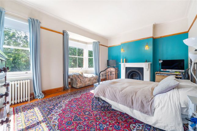 5 bedroom apartment for sale