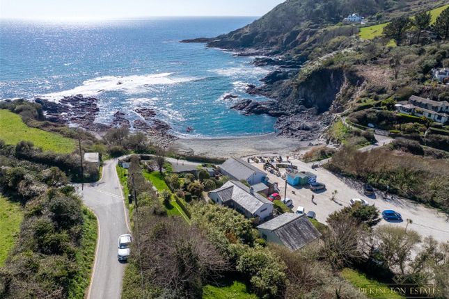Bridals Lane, Cornwall PL13 4 bed detached bungalow for sale