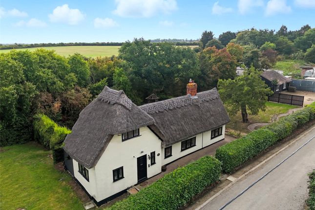 Chalk Street, Rettendon Common... 3 bed detached house for sale