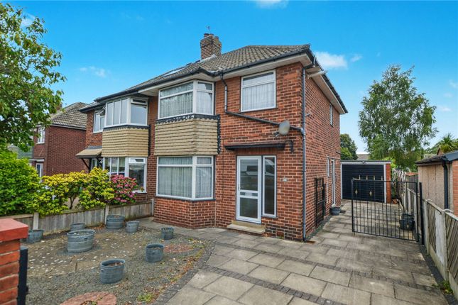 Lawefield Avenue, Rothwell, Leeds... 3 bed semi