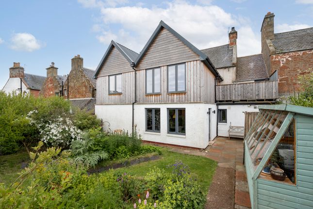 5 bedroom terraced house for sale