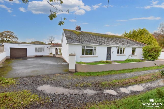 Crosslanes, Kilgetty 5 bed detached bungalow for sale