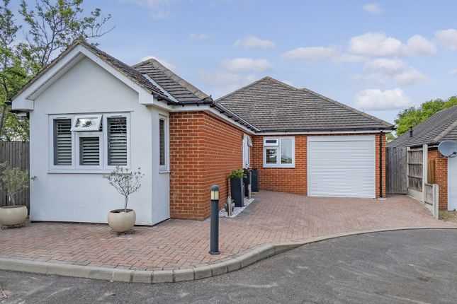 Serene Mews, Romford, RM3 3 bed bungalow for sale