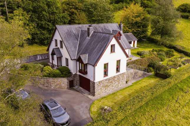 Maesllyn, Llandysul, SA44 4 bed detached house for sale