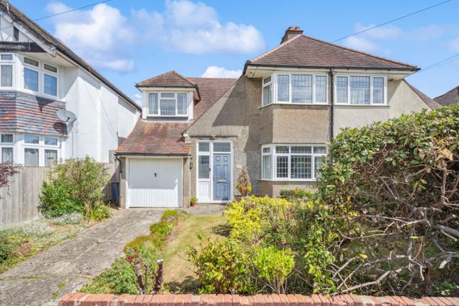 The Drive, Amersham, Buckinghamshire... 4 bed semi