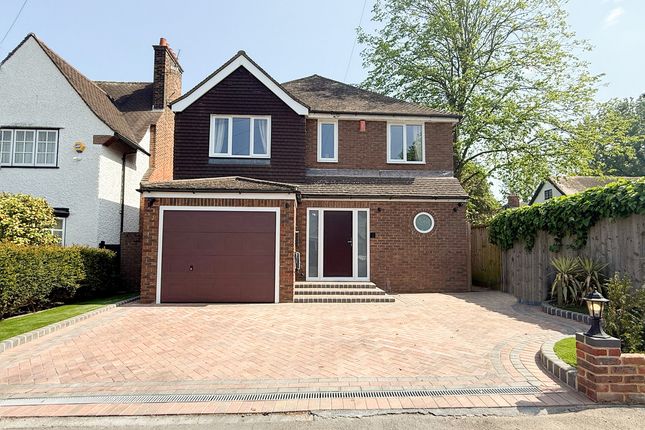 Gidea Park RM2 6 bed detached house for sale