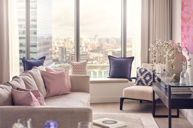 Park Drive, Canary Wharf, E14 2 bed apartment for sale
