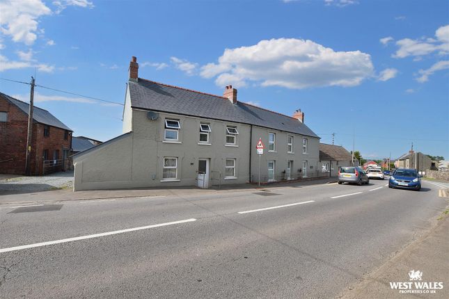 Milford Road, Johnston, Haverfordwest 6 bed detached house for sale