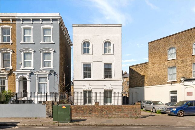 Victoria Park Road, London, E9 6 bed detached house for sale