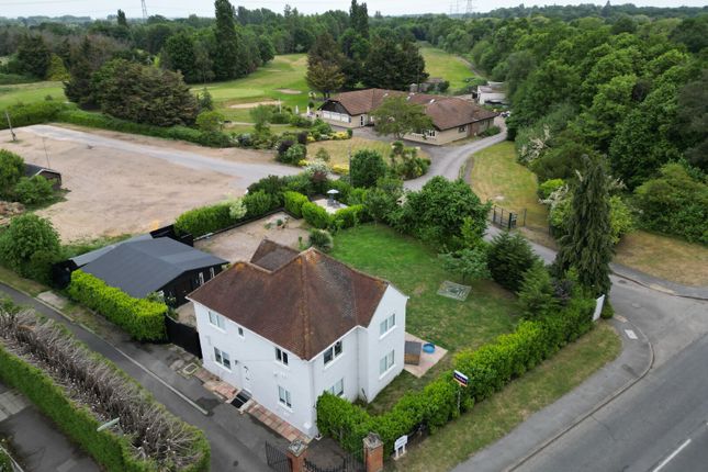 3 bed detached house