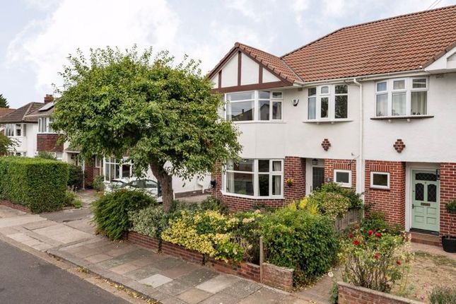4 bedroom semi-detached house for sale