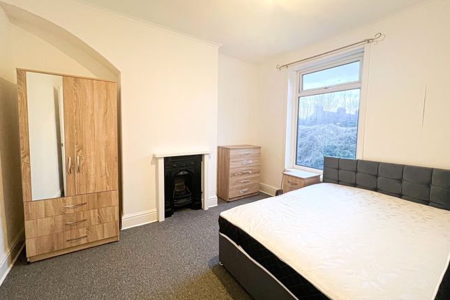 3 bed terraced house