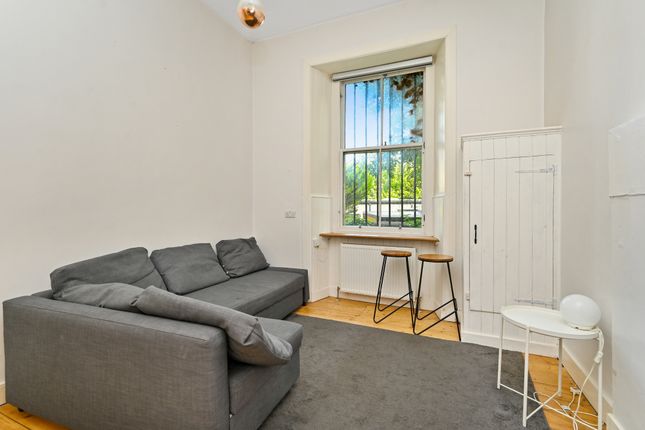 2 bedroom ground floor flat for sale