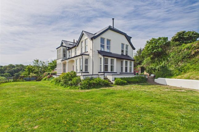 Flat 3, The Peak, Little Haven 2 bed flat for sale