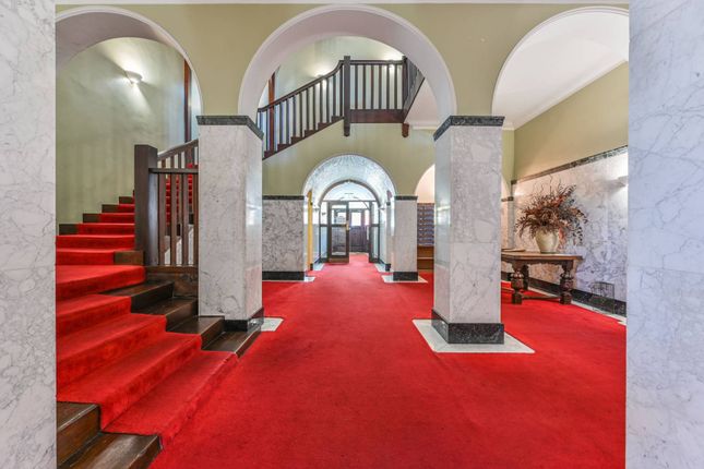 Clapham Road, Oval, London, SW9 1 bed flat for sale