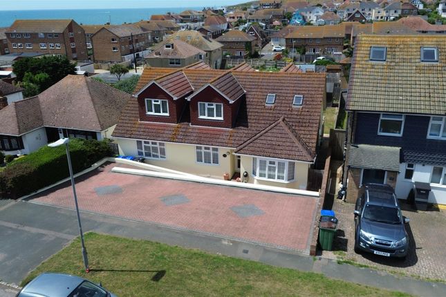6 bedroom house for sale