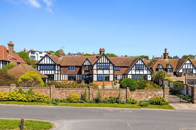 Roedean Way, Brighton, East Sussex, BN2 5 bed detached house for sale