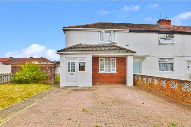 Hatton Avenue, Slough 3 bed end of terrace house for sale