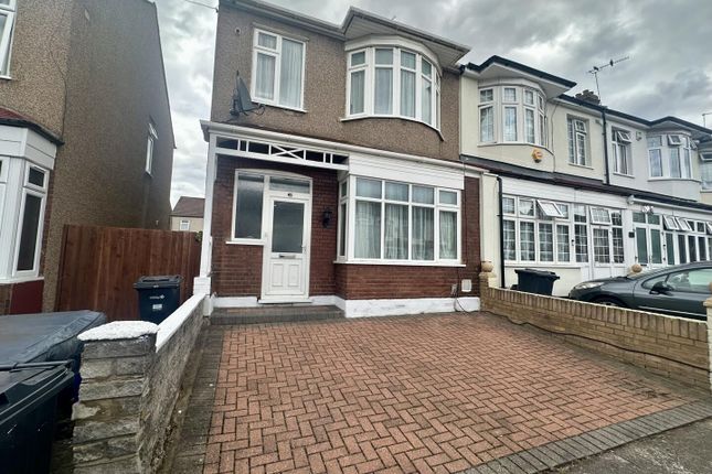 3 bed end terrace house