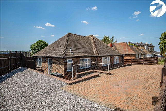 Mounts Road, Greenhithe, Kent, DA9 3 bed bungalow for sale