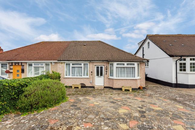 Compton Place, Carpenders Park 3 bed semi