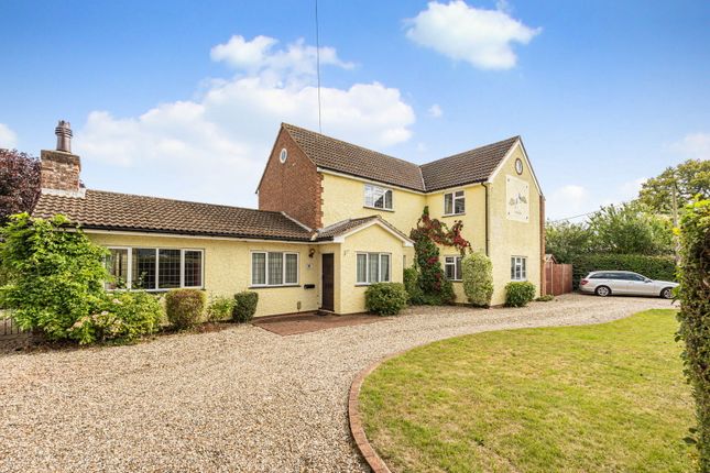 High Cross Lane, Dunmow CM6 4 bed detached house for sale