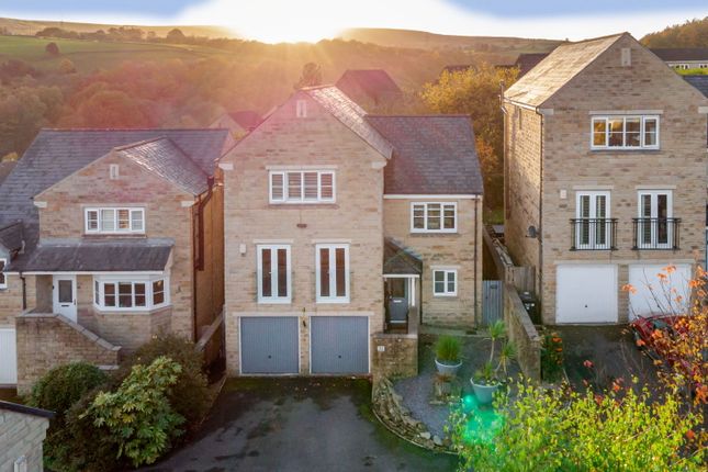 Rylands Park, Sowerby Bridge HX6 5 bed detached house for sale
