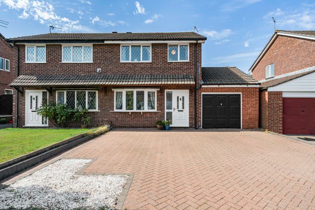 3 bedroom semi-detached house for sale